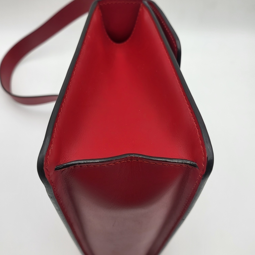 GUCCI Red Calfskin Leather Small Sylvie Shoulder Bag..Authentic.. - Picture 7 of 16